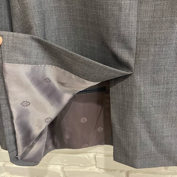 RALPH LAUREN Men’s Gray 48R Suit Coat - Picture 8 of 16